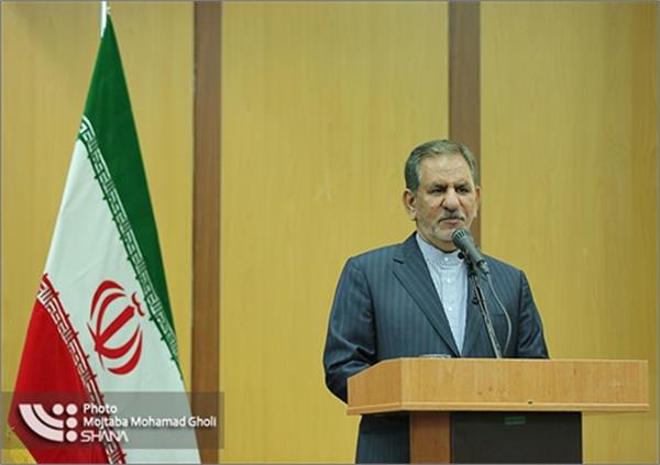 اقتصاد ایران با افزایش صادرات غیرنفتی و کاهش اتکا به نفت مقاوم می‌شود