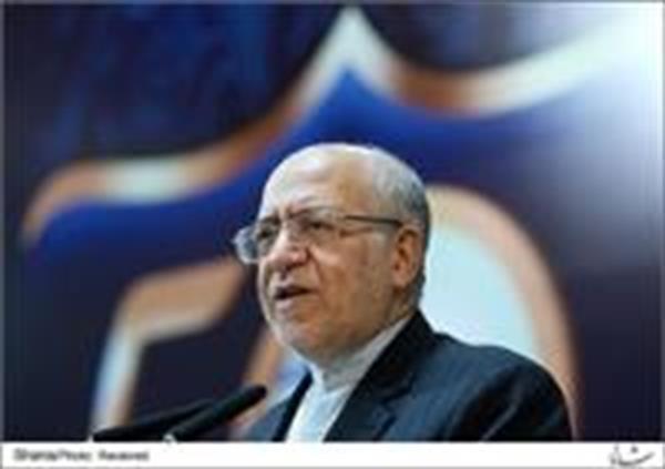 ایران از مزیت ذخایر هیدروکربوری در مسیر توسعه فناوری بهره گیرد