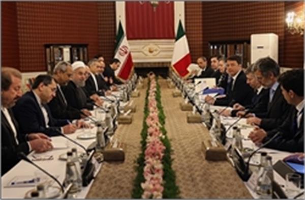 ایران و ایتالیا ٦ یادداشت تفاهم و موافقتنامه همکاری امضا کردند