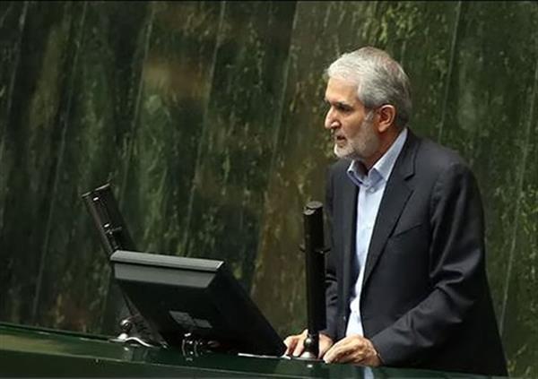 ایران با دیپلماسی انرژی، نفت خود را می‌فروشد