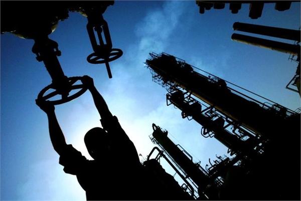 دو روی سکه روابط نفتی ایران-هند/ پالایشگاه نفت ایران حراج می‌شود؟