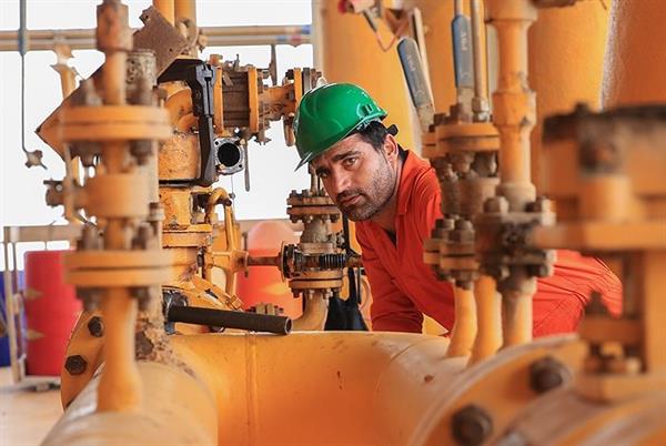 مرکز پژوهش های مجلس: اتکای 30 درصدی نفت و گاز ایران به تجهیزات داخلی