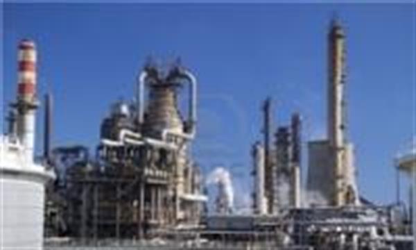 رئیس اتحادیه پالایشگاههای نفت ایتالیا:تحریم نفت ایران، ۷۰ پالایشگاه اروپا را به تعطیلی می‌کشاند