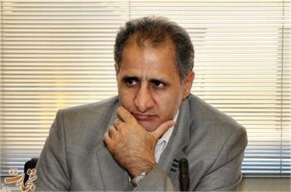 پیشنهادهای دکتر حسینی در آستانه راه اندازی بورس نفت