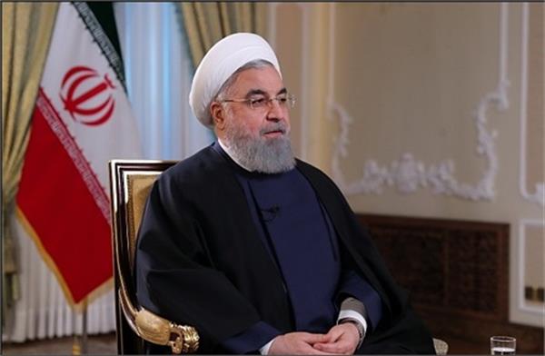 ایران از حق خود در صادرات نفت نمی‌گذرد
