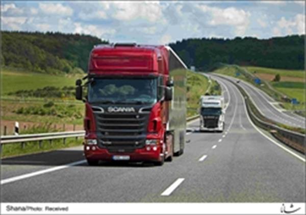 اجرای طرح پلمپ باک سوخت کامیونهای ترانزیتی ترکیه در منطقه زنجان