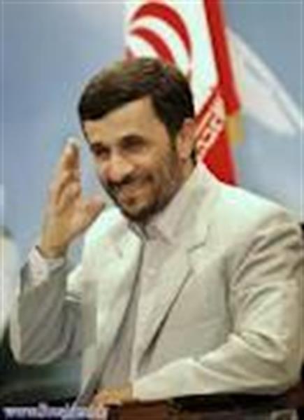 احمدى نژاد : تا پایان سال ۹۲ اقتصاد پانزدهم دنیا مى شویم !