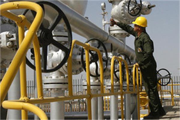 آژانس بین المللی انرژی: بازگشت ایران به بازار احیای قیمت نفت را به تاخیر می‌اندازد