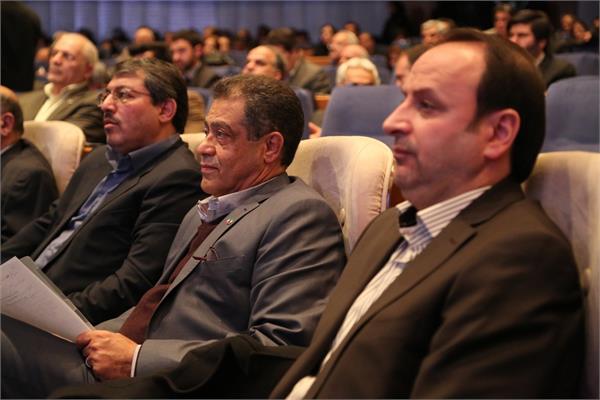 همایش سراسری اتحادیه صادرکنندگان فرآورده های نفت، گاز و پتروشیمی ایران