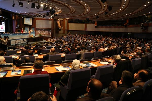 هشتمین همایش سراسری اتحادیه صادرکنندگان فرآورده‌های نفت، گاز و پتروشیمی ایران