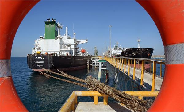 ایران گذرگاه نفتی می‌شود / مقصد اولین سوآپ نفتی از ایران بر مدار خلیج فارس چرخید