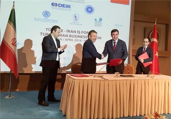 ایران و ترکیه سه سند بانکی و بازرگانی امضا کردند