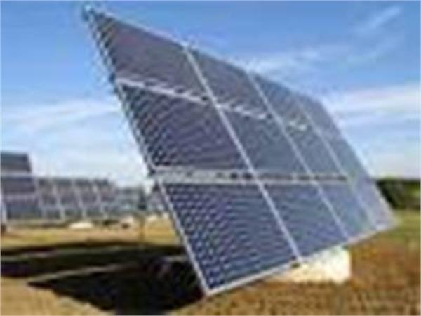 انرژی خورشیدی به کمک برق گلستان می آید