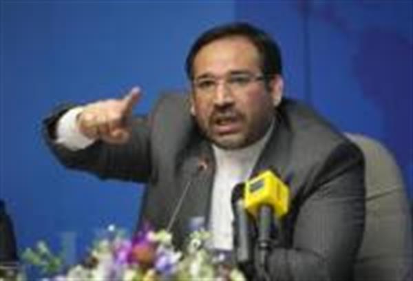حسینی در مجلس: درآمدهای نفتی 50 درصد تقلیل یافته است