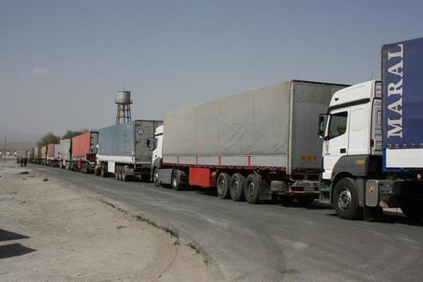 بدعهدی ترکیه‌ در مرز بازرگان/ ۷۵۰ کامیون ایرانی پشت مرز