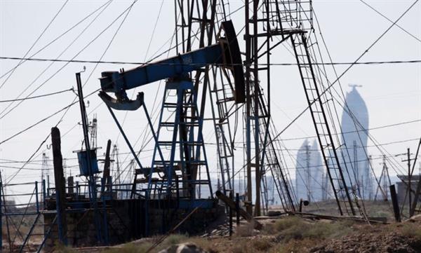 کاهش قیمت نفت پیش از نشست وزیران اوپک پلاس و بانک مرکزی آمریکا