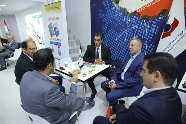 اولین روز نمایشگاه 98 13