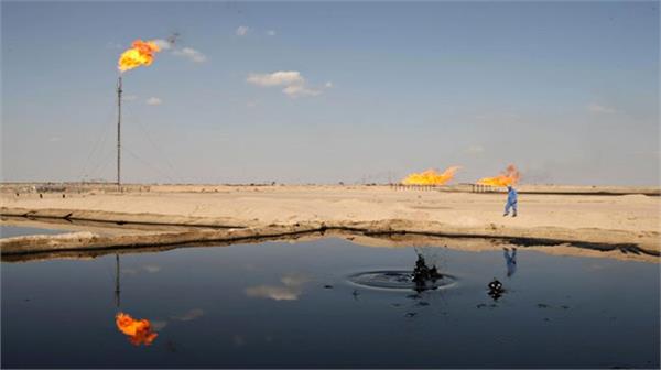 Official: New oil contracts model approved