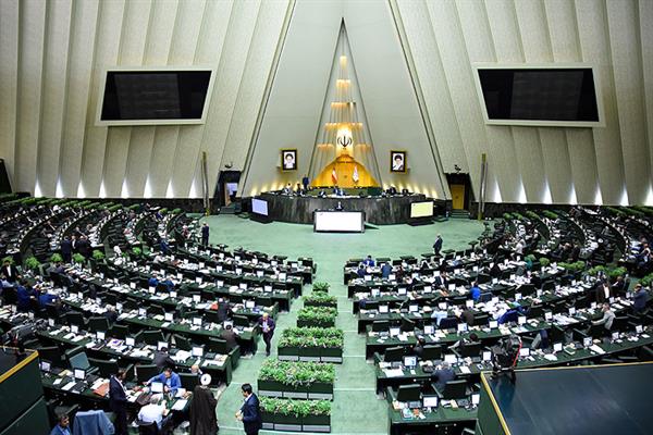 سوآپ نفت خام و فرآورده‌های نفت و گاز از پرداخت مالیات معاف شد