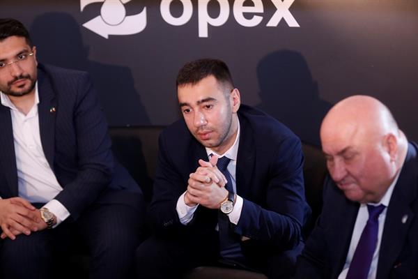 گزارش تصویری از بیست و نهمین نمایشگاه بین المللی نفت،گاز،پالایش و پتروشیمی 35