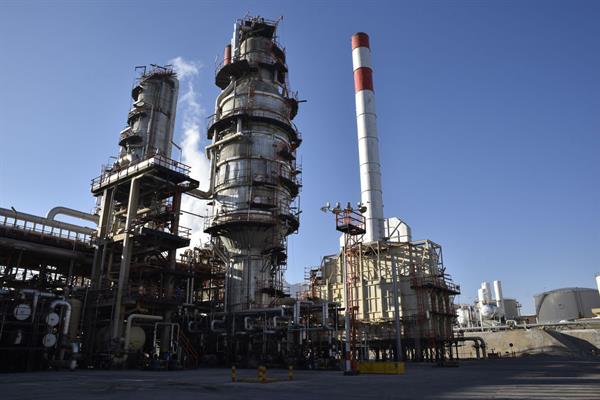 پالایشگاه اصفهان رتبه نخست دهمین جشنواره ملی نظام پیشنهادها را کسب کرد