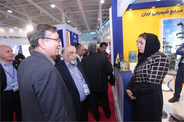 روز اول نمایشگاه نفت و گاز 97 15