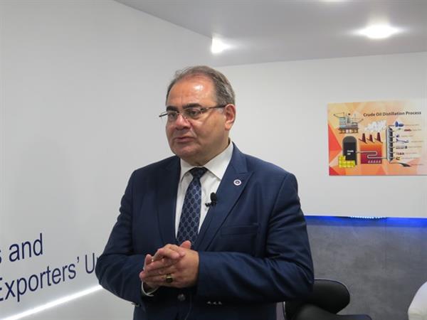 گزارش تصویری از سومین روز بیست و هفتمین نمایشگاه بین المللی نفت و گاز پالایش 43