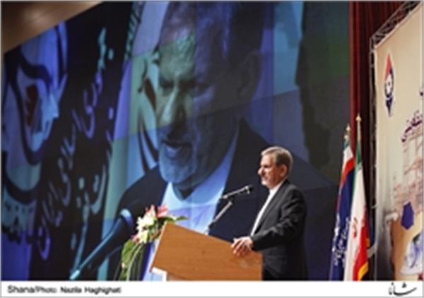 Veep Calls for Investment in Petrochemical Sector