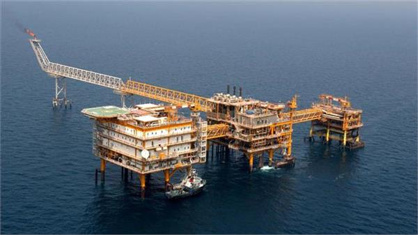 Iran vows to regain lost oil market share