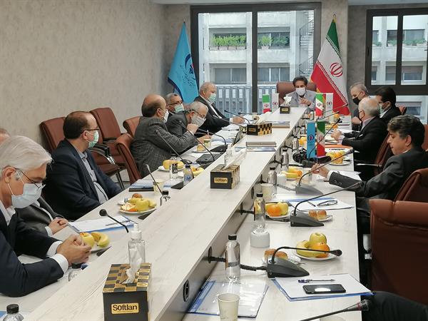 نشست هم اندیشی اتحادیه با انجمن صنفی کارفرمایی صنعت پتروشیمی