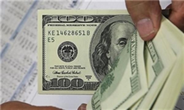 پاسخ معاون نعمت‌زاده به دلواپسی‌ ارزی؛ دلواپسی تجار ازسونامی ارزهای منجمد