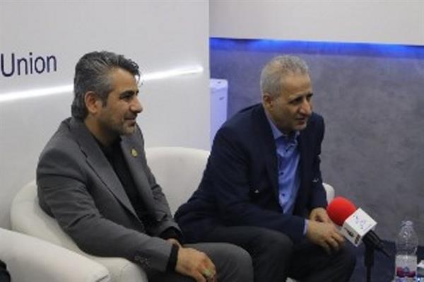 گزارش تصویری از اولین روز بیست و هفتمین نمایشگاه بین المللی نفت و گاز پالایش  36