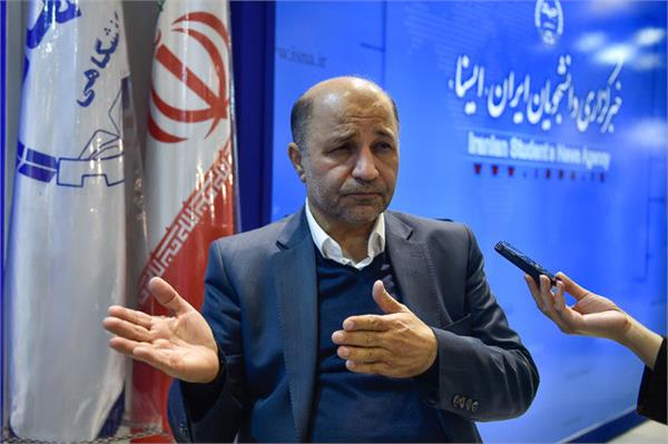 قره‌خانی: بر اساس مصلحت‌ها و منافع ملی عمل می‌کنیم