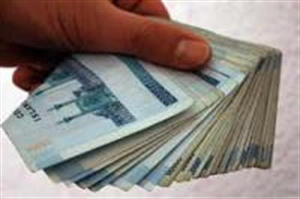 دولت همچنان بر برداشت از حساب بانک‌ها اصرار دارد