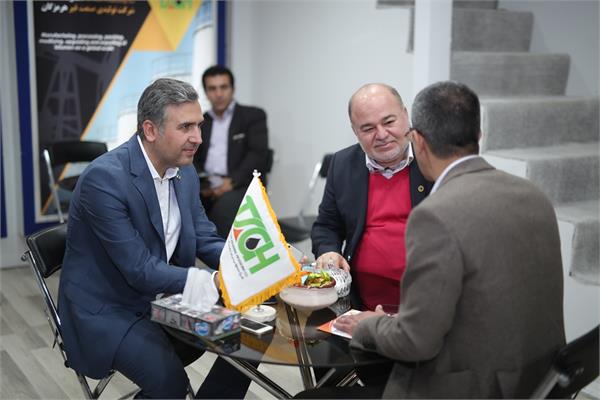 روز دوم نمایشگاه نفت و گاز 97 41