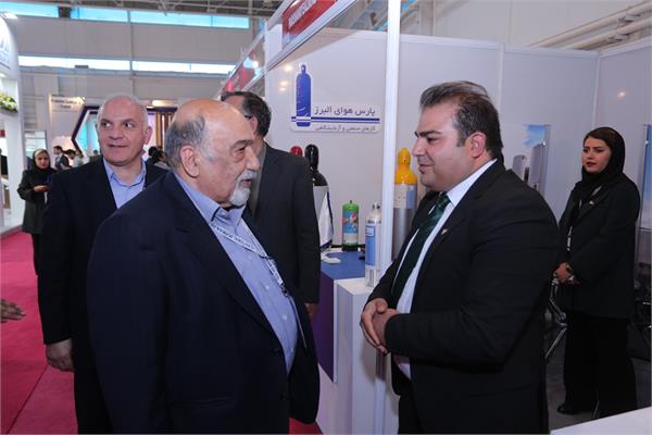 روز اول نمایشگاه نفت و گاز 97 33