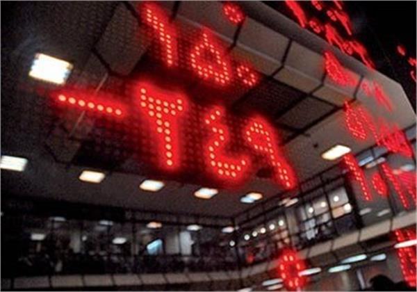 خروج پتروشیمی‌ها از بورس، مغایر اهداف اقتصادی دولت است