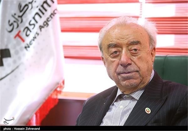 ۹۴، سال فاجعه اقتصادی بود/۶۰درصد درآمد بودجه ۹۵ غیرقابل وصول است