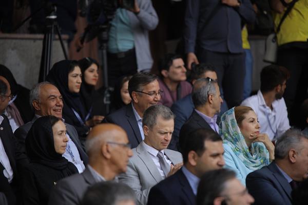 اولین روز نمایشگاه 98 17