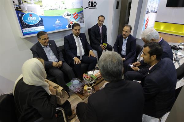 دومین روز نمایشگاه 98 6