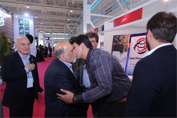 روز اول نمایشگاه نفت و گاز 97 39