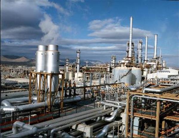 مسیر برای مشارکت خارجیها در صنعت پتروشیمی ایران هموار است