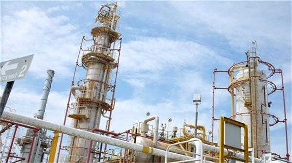 Crude prices tumble amid optimism on Iran nuclear deal