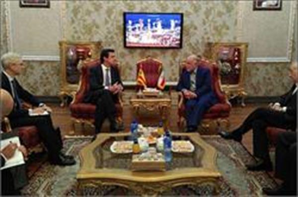 وزیر نفت: ایران از سرمایه گذاری اسپانیا در صنعت پتروشیمی حمایت می کند