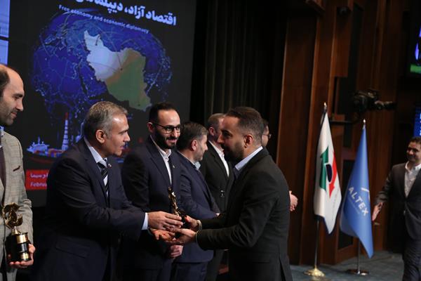 گزارش تصویری هفدهمین کنفرانس سالانه اوپکس 13