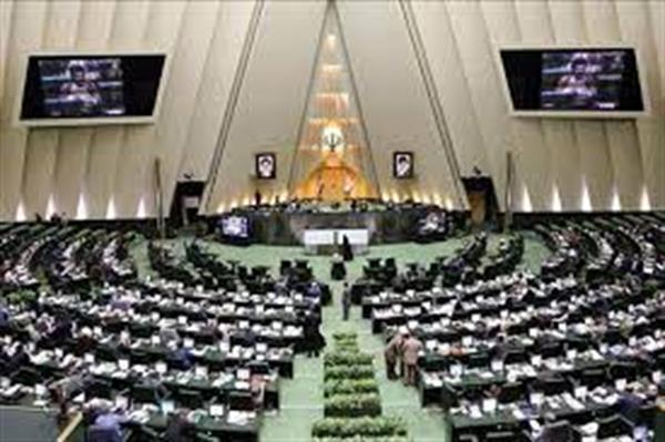 طرح مجلس برای تهاتر نفت در قبال تکمیل ۶۰ پروژه ریلی