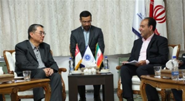 رییس اتاق ایران در دیدار با سفیر جدید سنگاپور تاکید کرد:  استفاده از تجربه سنگاپور در جذب سرمایه گذار و ایجاد فضای جدید همکاری با سایر کشورها