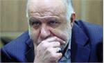 زنگنه در جمع خبرنگاران تاکید کرد: قیمت بنزین افزایش پیدا نمی‌کند/ سهمیه‌ها تا پایان شهریور معتبر است