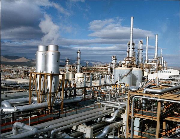 نقش آفرینی صنعت پتروشیمی در توسعه اقتصادی ایران