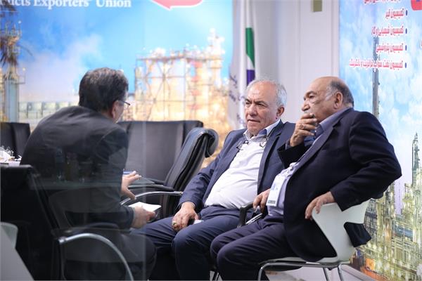 روز اول نمایشگاه نفت و گاز 97 50